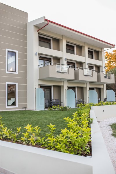 Hotel with 13 rooms in Gerakini Halkidiki Greece